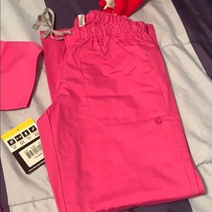 Wonderwink scrubs set